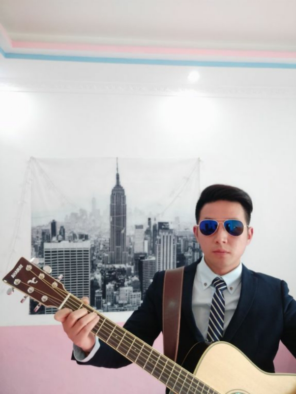 知心男友的第一张照片--江苏上门女婿服务网