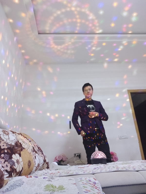 慕凡的第一张照片--江苏上门女婿服务网