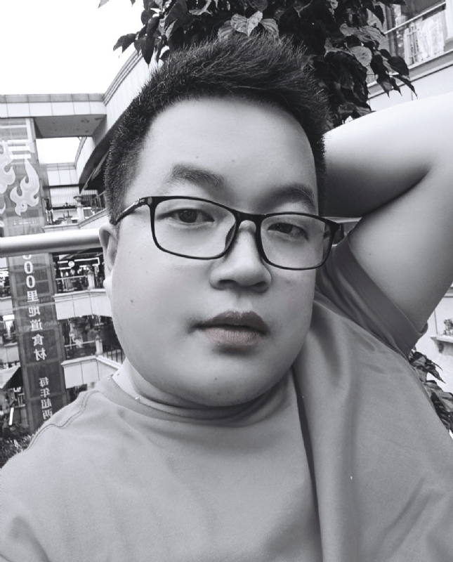 2公子的第三张照片--江苏上门女婿服务网