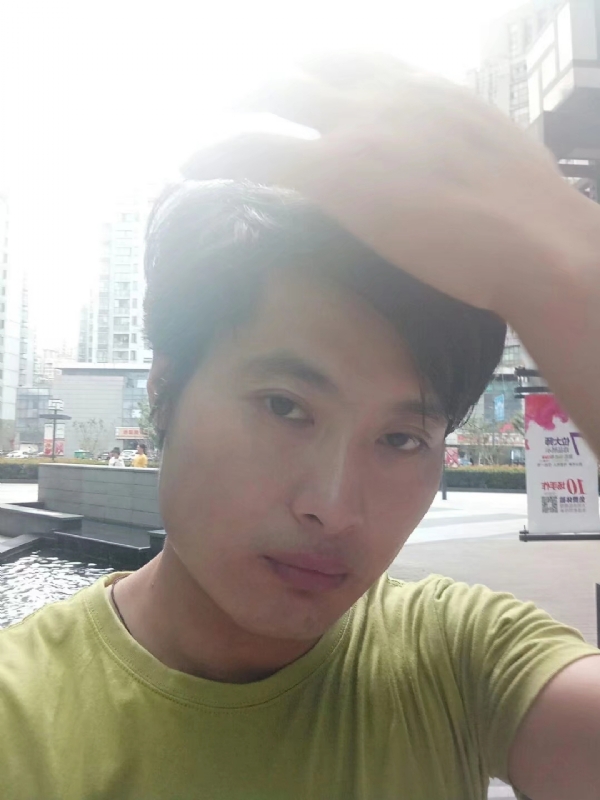 钢铁侠的第一张照片--江苏上门女婿服务网