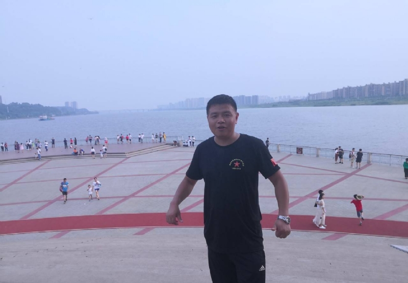 曾经心疼的我的第一张照片--江苏上门女婿服务网