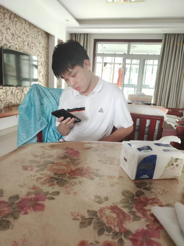铁在烧的第一张照片--江苏上门女婿服务网
